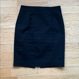 H&M // Black Pencil Skirt